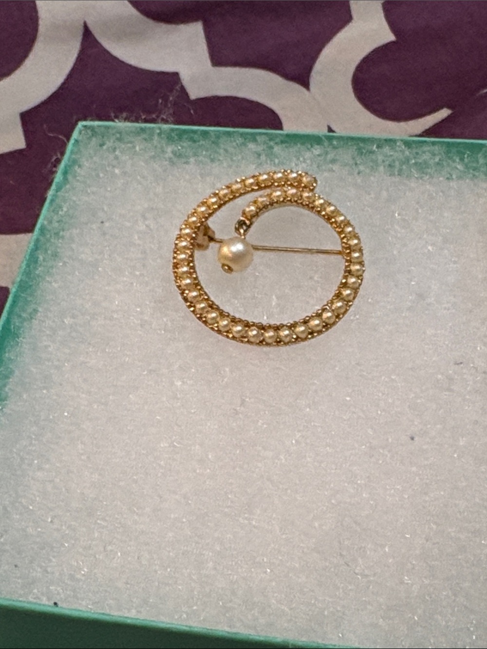 Gold and Pearl Circle Brooch - Women's Fashion Pin